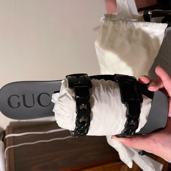 Gucci woman’s rubber sandal - Picture 2 of 6